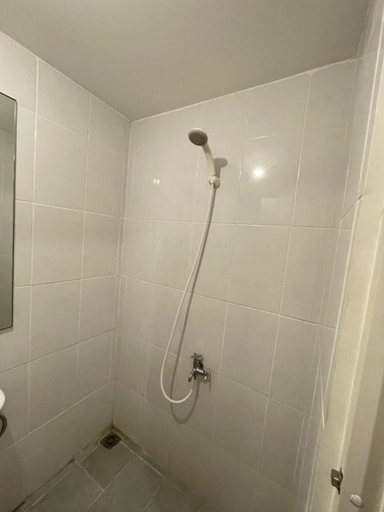 Bathroom 5, Apartement Tokyo Riverside Official, Tangerang