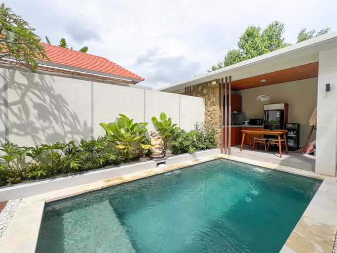 Swimming Pool 4, The Lavana Villa Pramestha River Side, Badung