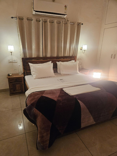 Bedroom 2, The Olive Greens, Sirmaur