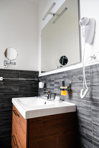 Bathroom 3, Residence del Centro, Modena