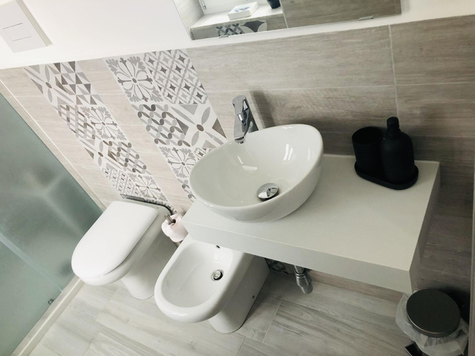 Bathroom 2, A Casa di Gemma, Napoli