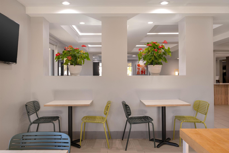 Food & Drinks 3, Spark by Hilton Fishkill, Dutchess