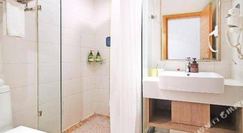 Bathroom 4, Anyi 158 Hotel Fuqin, Chengdu