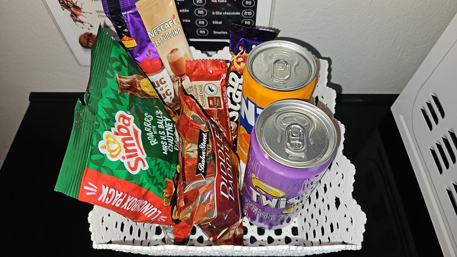 Food & Drinks 2, LoopLe, Dr Kenneth Kaunda