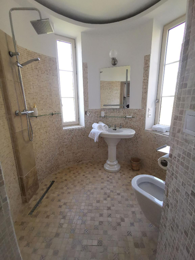 Bathroom 5, Chateau de Saint-Genix, Savoie