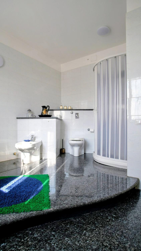 Bathroom 2, B&B da Jordan, Milano