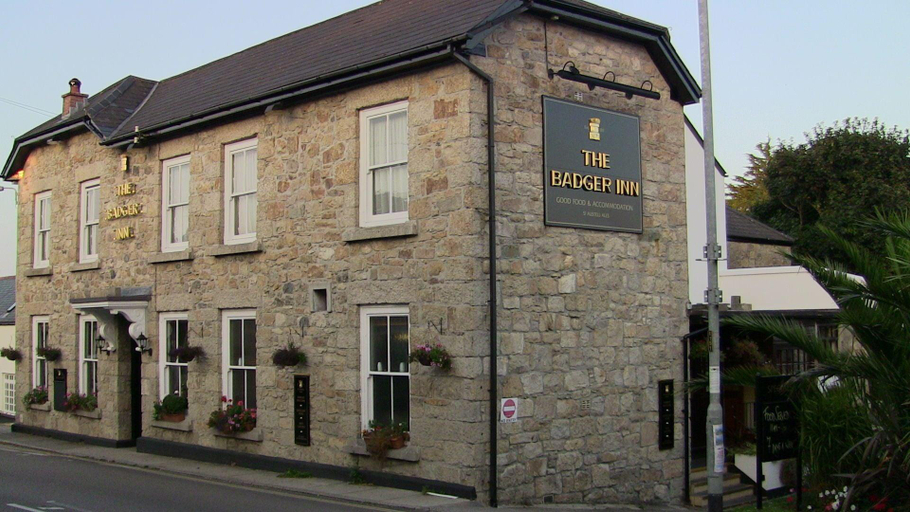 Exterior & Views 1, The Badger Inn, Cornwall