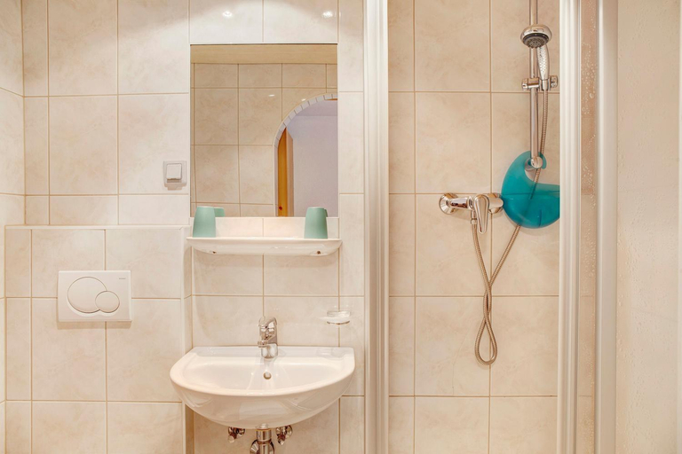 Bathroom 2, Ferienwohnung Piburgersee, Imst