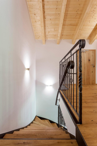 Others 2, Gasthaus Dorfberg, Lienz