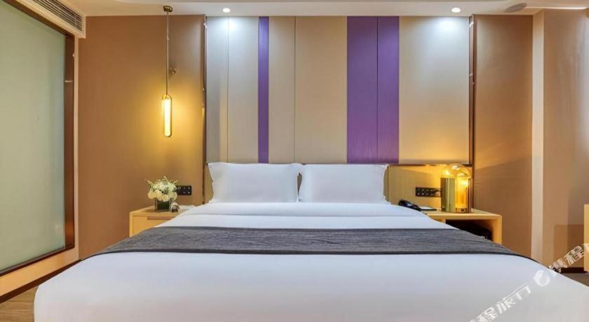 Bedroom 3, PARK INN KUNMING AIRPORT, Kunming
