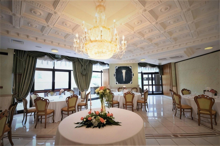 Food & Drinks 5, San Giovanni Rotondo Palace, Foggia