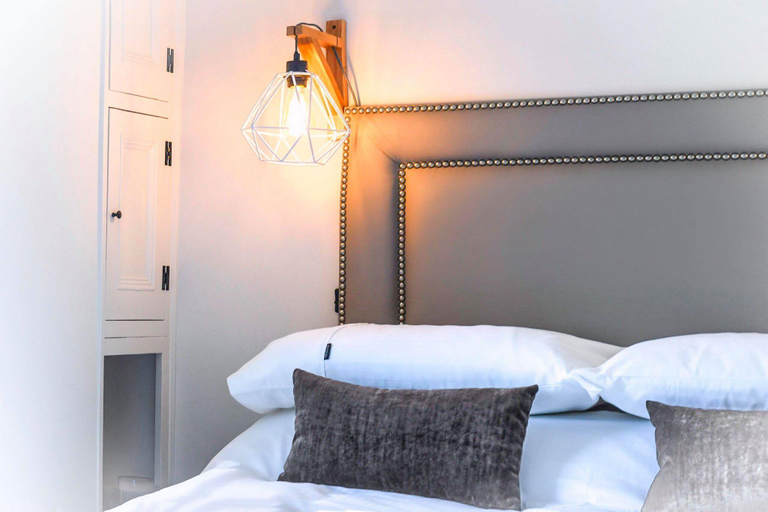 Bedroom 2, The Devonshire Arms, Derbyshire