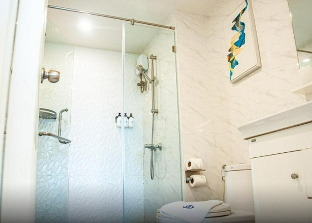 Bathroom 4, HT9 Hotel, Pattaya