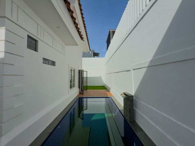 Swimming Pool 2, Villa Vibhada Sentul by SAKALAVASA, Bogor