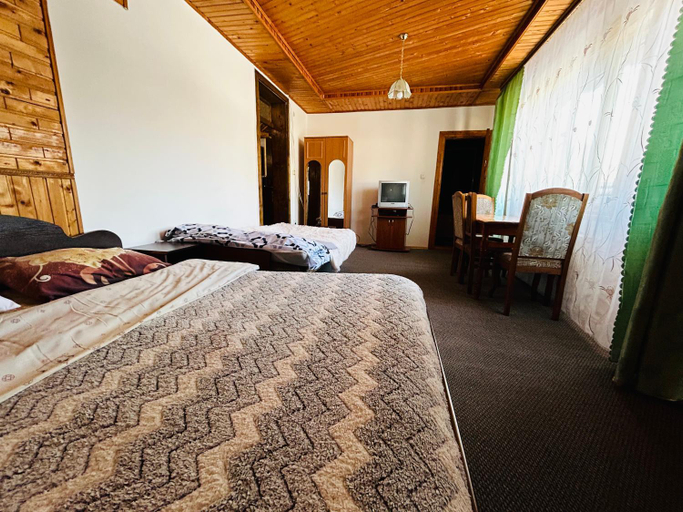 Bedroom 2, У Тараса і Лесі, Iaremchans'ka