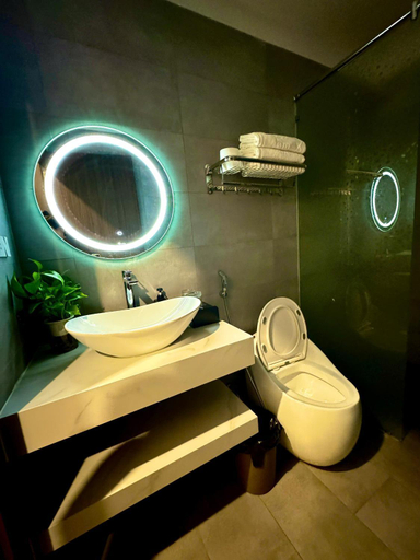 Bathroom 5, Serena Tam Coc Hotel, Hoa Lư