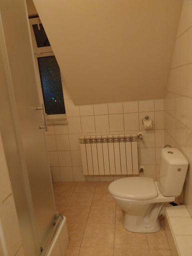 Bathroom, Hotelik pod Baranami, Wrocław