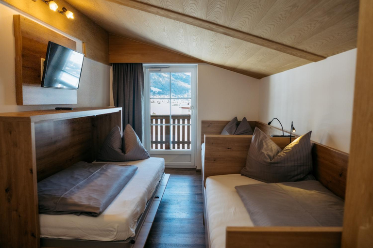 Bedroom, B&B Gastehaus Alpenblick, Reutte