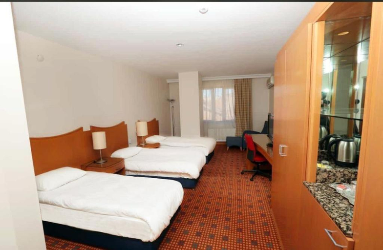 Others 3, Diyarbakır Otel Hanedan, Merkez