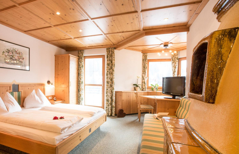 Bedroom 2, Fliana Arlberg, St Anton - Studios & Apartments, Landeck