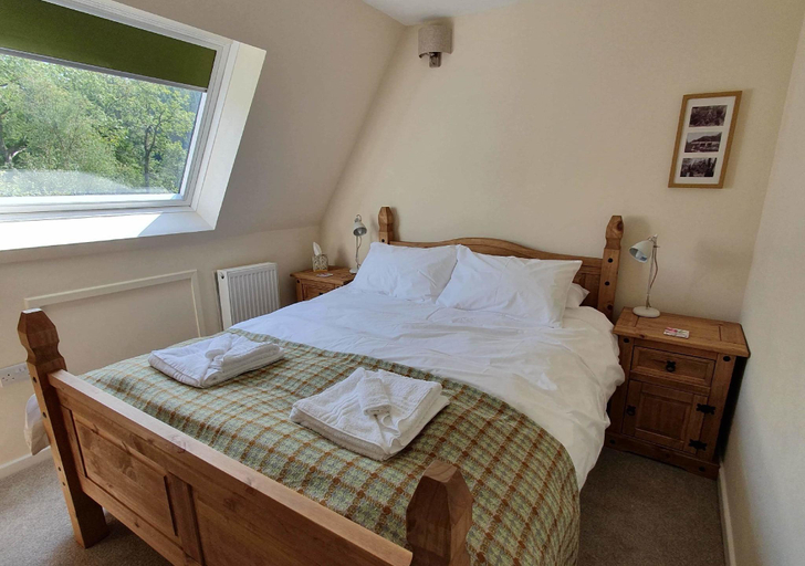 Bedroom 2, Plas Penaeldroch Manor, Conwy