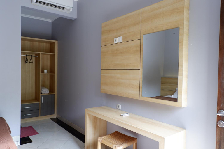 Bathroom, Devata Giri, Badung