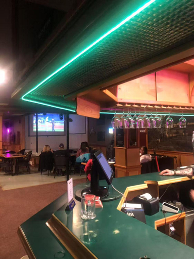 Food & Drinks, Valemount Hotel, Fraser-Fort George