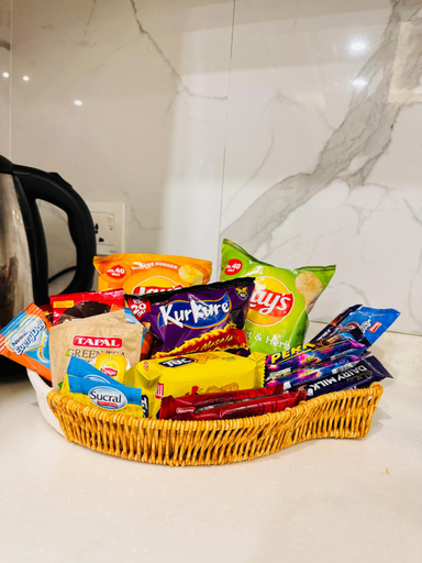 Food & Drinks 4, Executiv Apartment Facing Centaurus Mall Islamabad, Islamabad