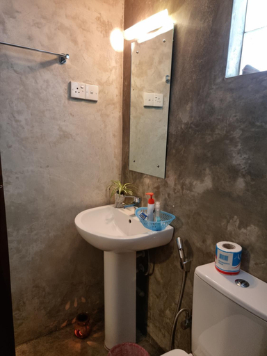 Bathroom 3, Mahaweli Shades, Kundasale