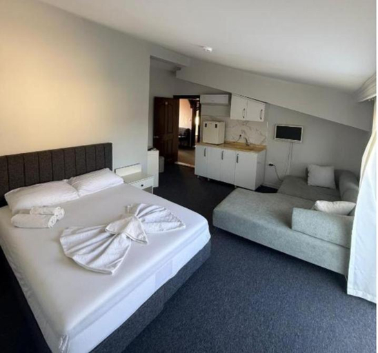 Bedroom 3, Golden Rock Hotel, Kemer
