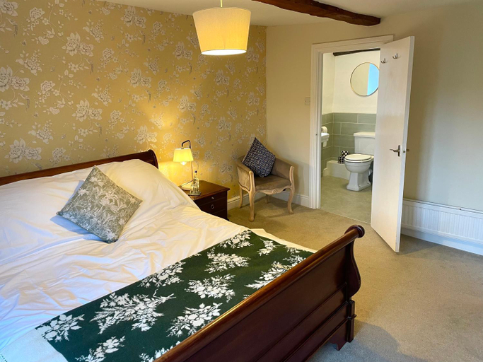 Bedroom 4, The Kings Arms Inn, Devon