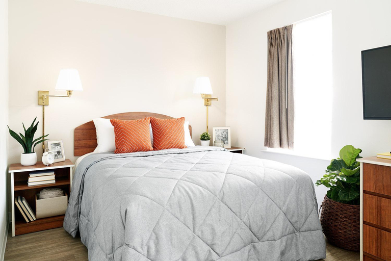 Bedroom 2, InTown Suites Extended Stay Atlanta GA - Forest Park, Clayton