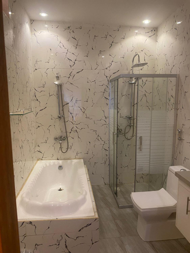 Bathroom 2, Teranga Lodge Diamniadio, Rufisque