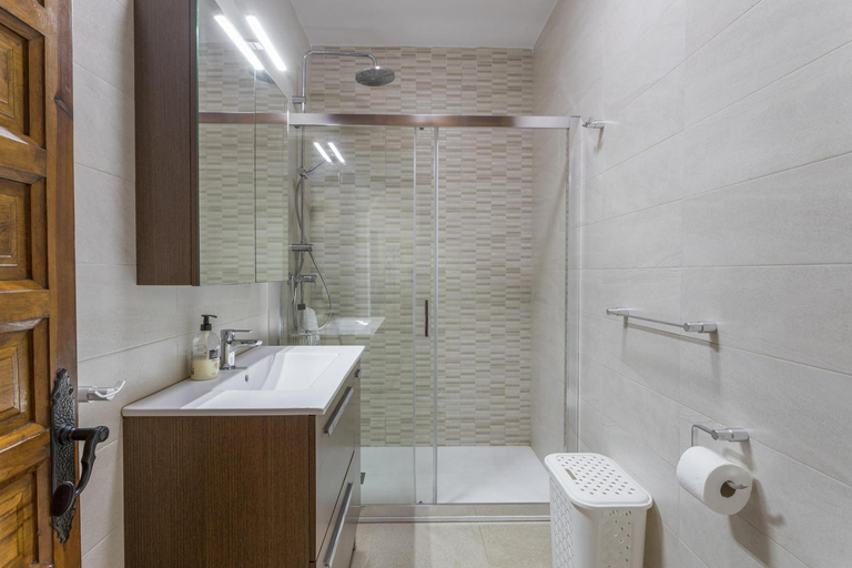 Bathroom 2, Casa de Junemor, Málaga