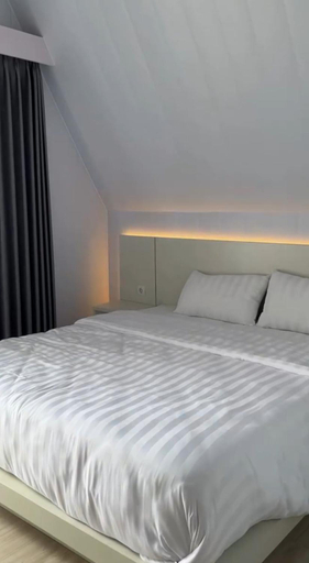 Bedroom 2, Harmadha Glamping, Magetan