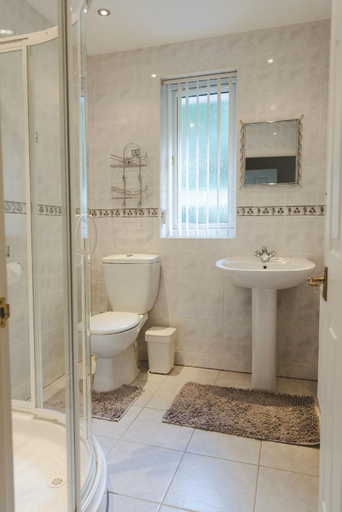 Bathroom 3, Clyde View Bed & Breakfast, Argyll and Bute