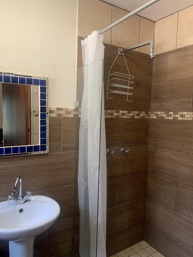 Bathroom 2, Waterberg INN, Waterberg