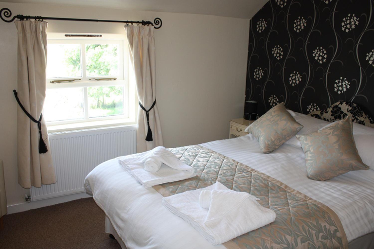 Bedroom 2, The Jug and Glass Inn, Derbyshire