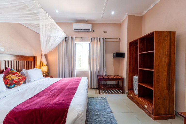 Bedroom 2, Premier Guest Lodge, Hwange