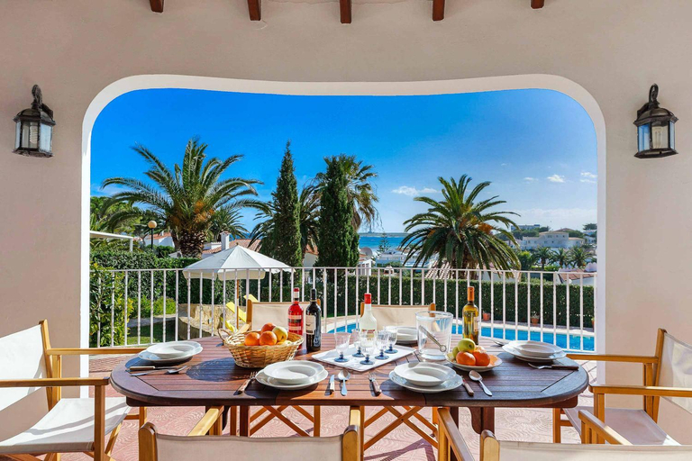 Others 3, Villa Fantasia, Baleares
