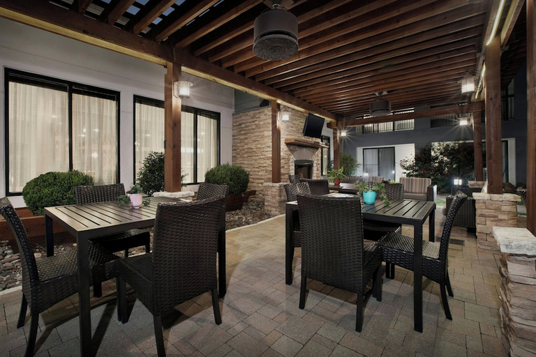Food & Drinks 4, Courtyard By Marriott Dallas Dfw Airport North Irving, Irving