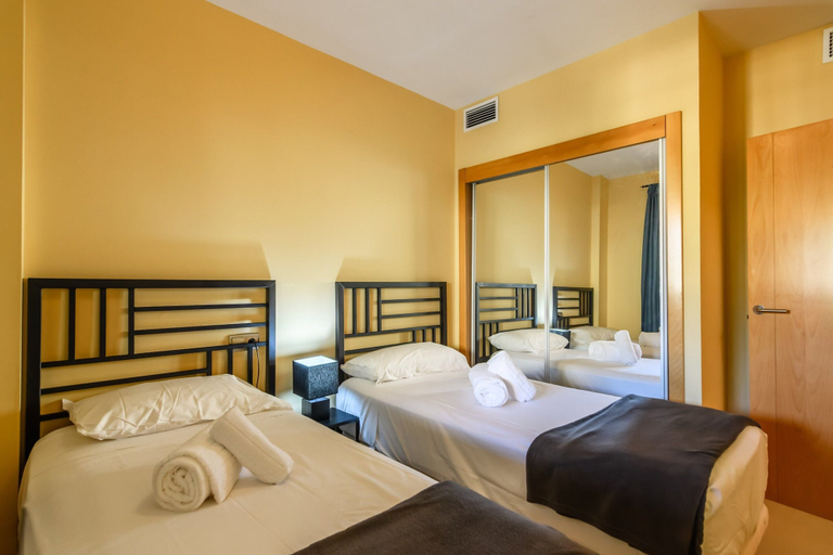 Room 2, Apartment in Punta del Moral, Huelva