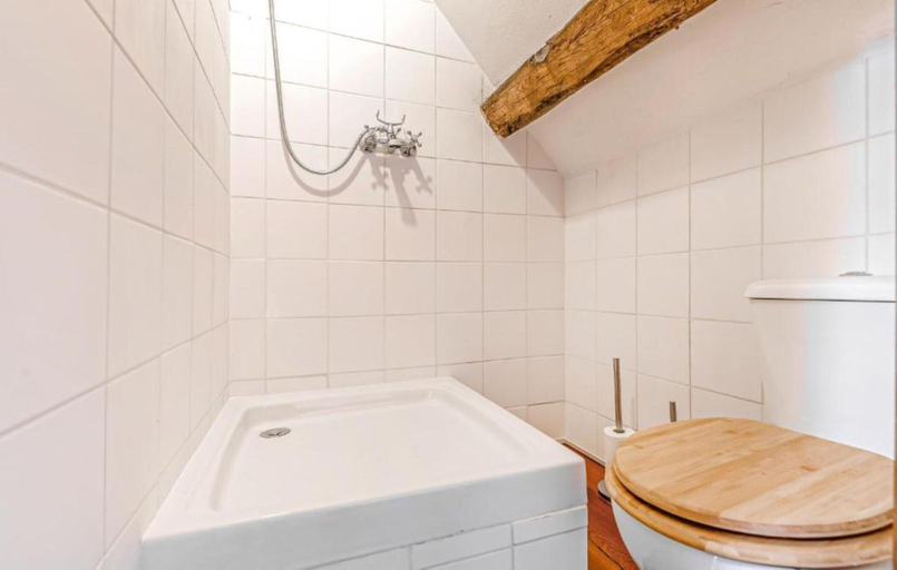 Bathroom 3, Gites for 2 People at a Chateau With a Garden, Indre