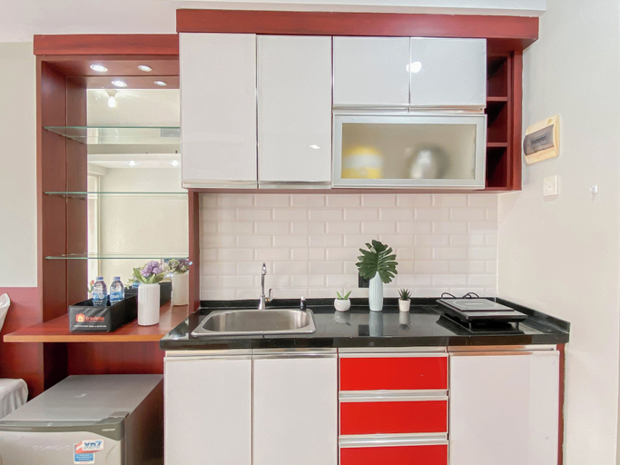 Private kitchen 4, Wonderful-Look Studio At Apartment Taman Melati Margonda, Depok