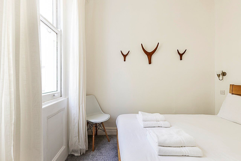 Room 5, Elegant Knightsbridge Flat Near Harrods, London