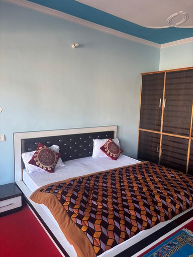 Room 5, The Gauri Huts And Restaurant, Chamoli