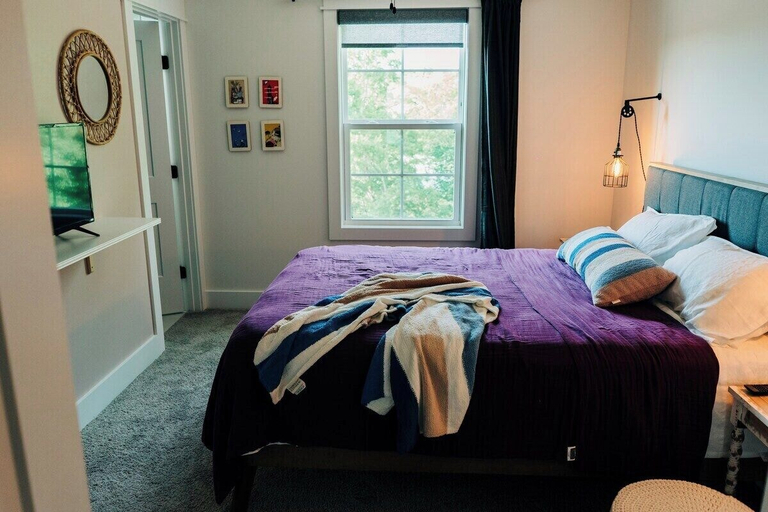 Interior 2, 41 W High St, Montgomery