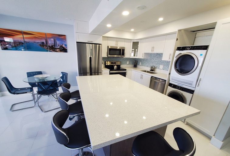 Interior 3, Alexander 1104, Miami-Dade