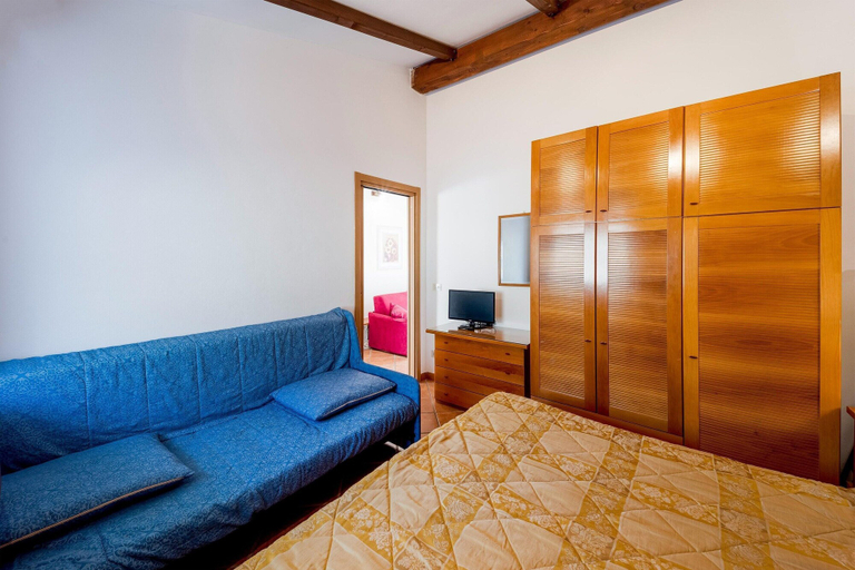 Room 3, Appartement in Imperia, Imperia