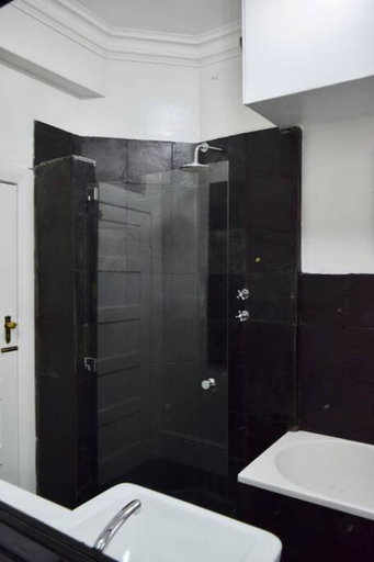 Others 3, Spacious 3 Bedroom Home Green Point, City of Cape Town